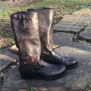 Frye Veronica brushed bronze color slouch style 14L